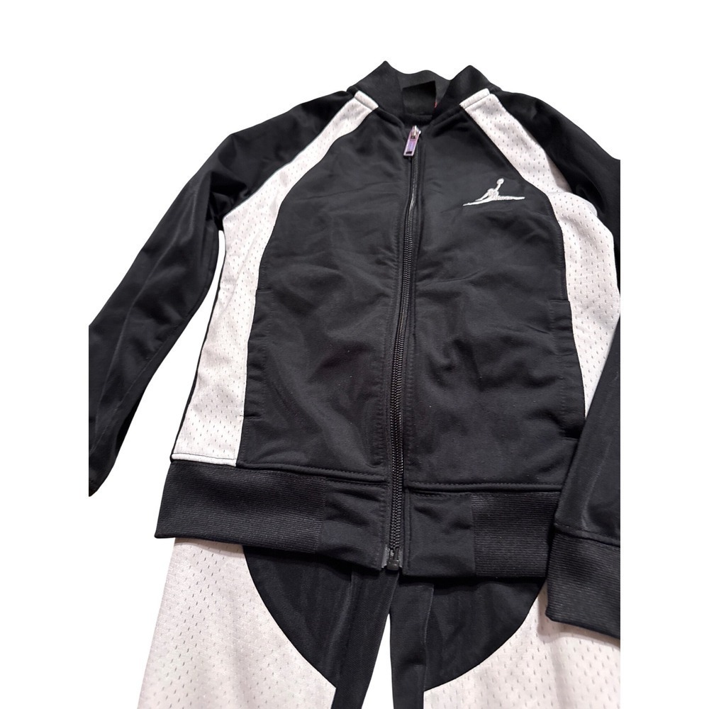 Jordan Kids Tracksuit Set Black and White Activewear Outfit - Picture 2 of 3